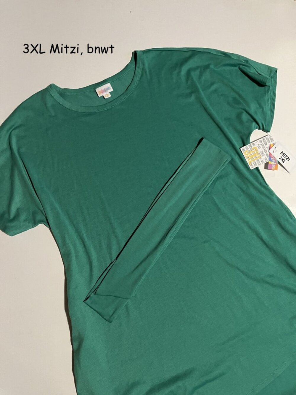3XL Lularoe Mitzi short sleeve tunic with pockets, tie belt, green